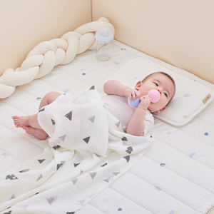 GGUMBI World Star Bumper Bed + Met + Pillow