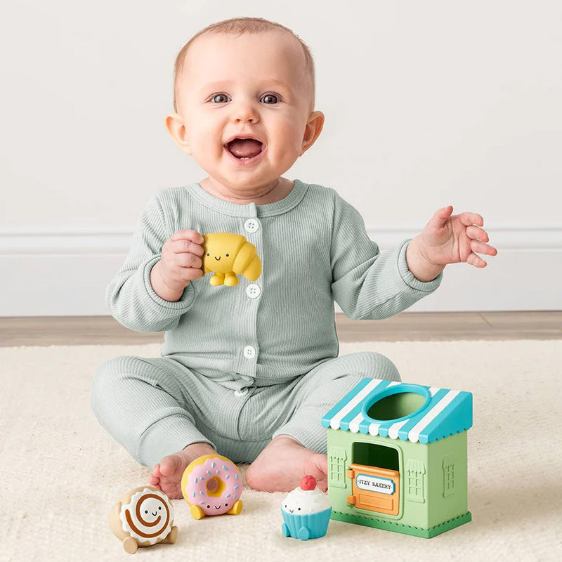 Itzy Play Put & Take Toy - Bakery