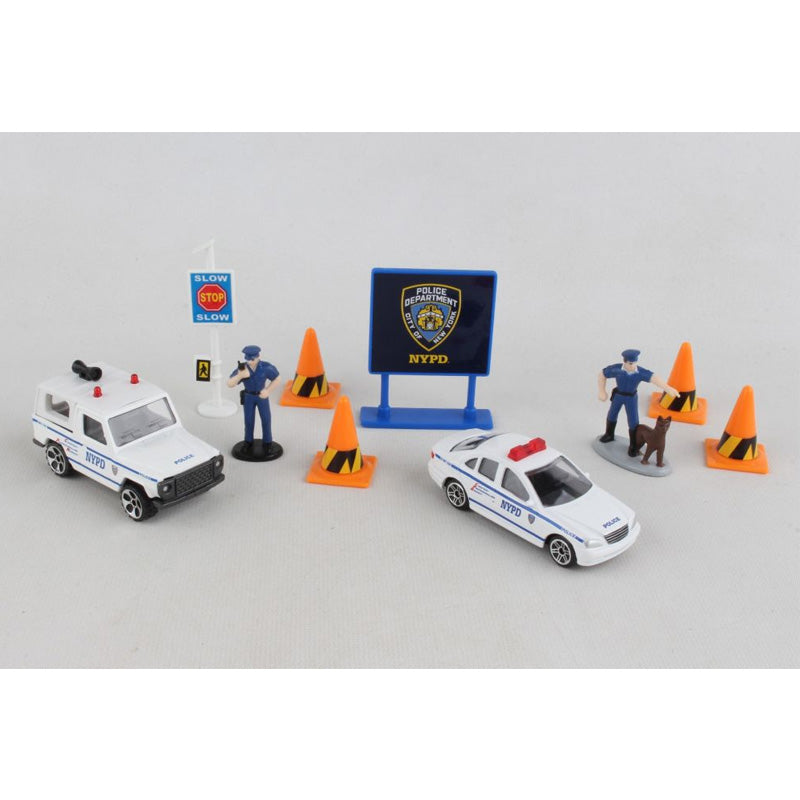 Daron NYPD 10 Piece Gift Pack
