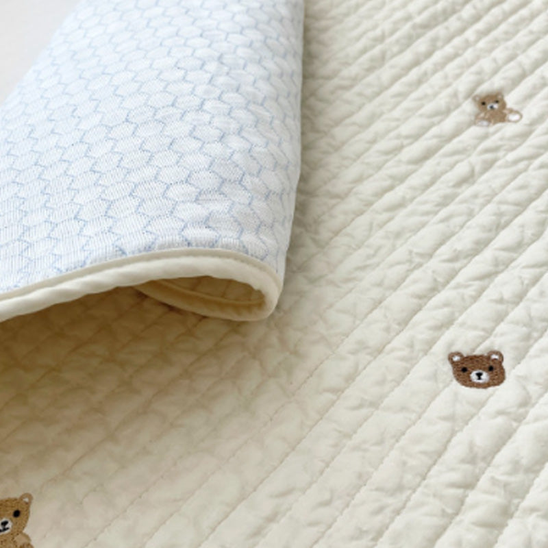 Hwaeum Bebe Newborn Double-Sided Cooling Bed Pad