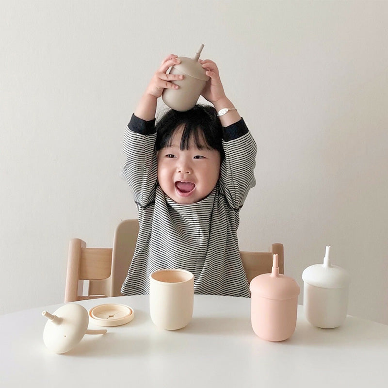 UBMOM Silicone Training Straw Cup With Snack Cup Lid 220ml
