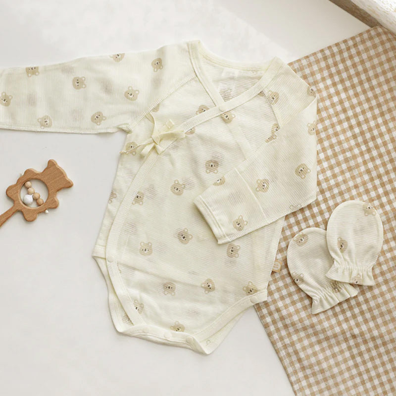 BABY & I Summer Soft Newborn Gift Set (Kimono Bodysuit+Baby Gloves+Swaddle)