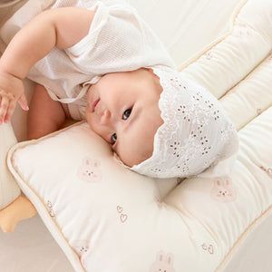 Bebenuvo 3D Mesh Wide Pillow-Heart Bunny