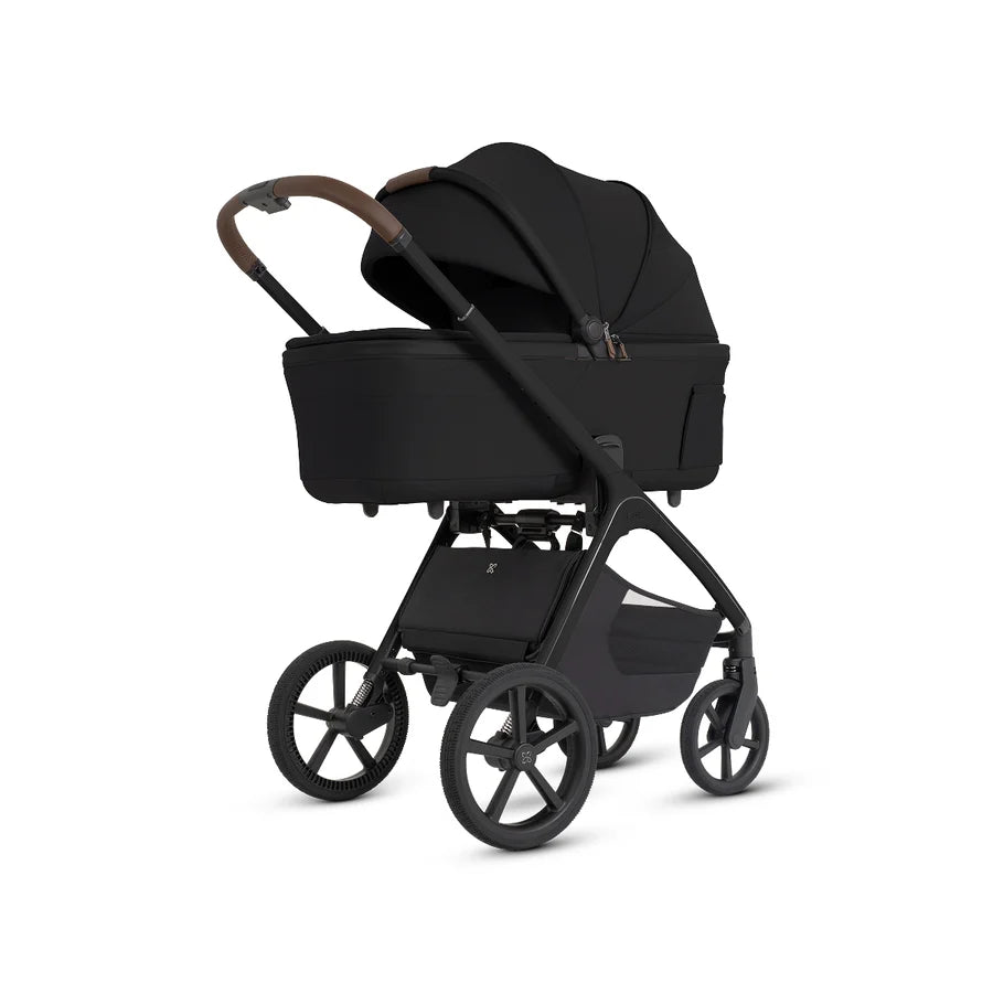 Silver Cross Cove 2 Compact Bassinet
