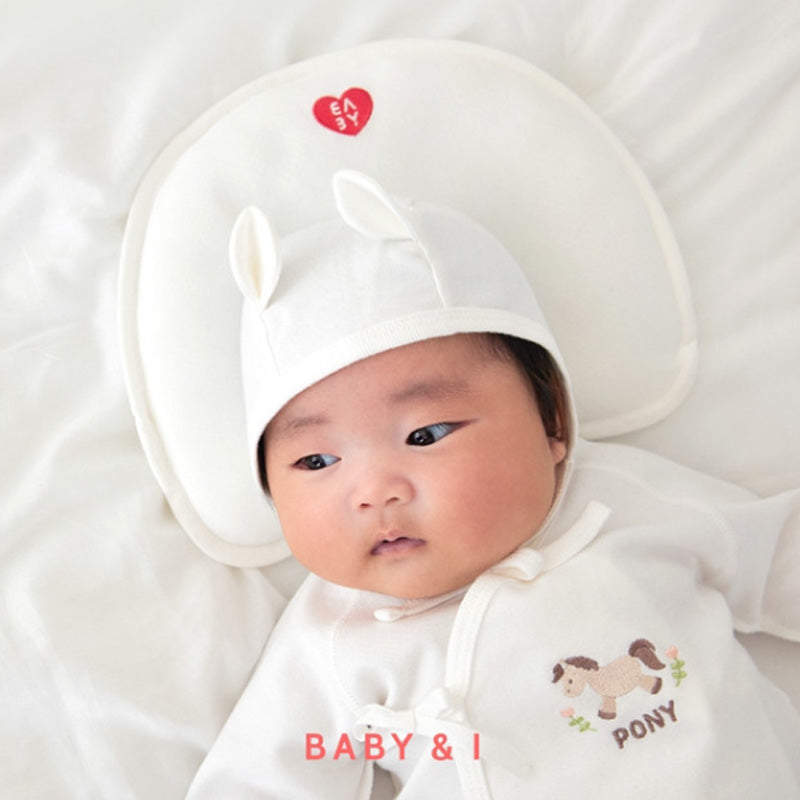 BABY & I Heart Air-Mesh Newborn Baby Pillow