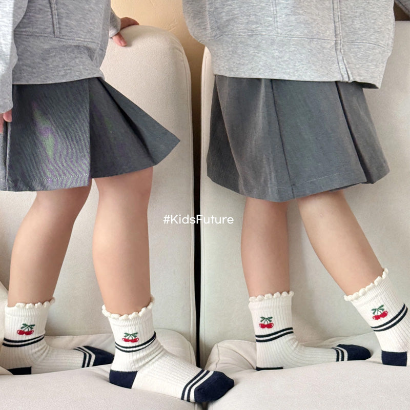 Korean Kids' Cherry Kong Crew Socks 5-Pairs Set