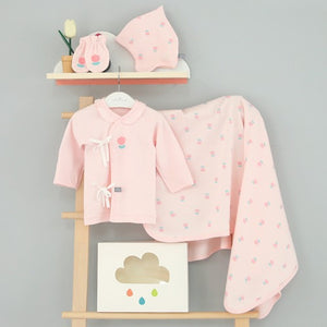 Korean Tulip Reversible Newborn Gift Set (Baby Hat, Kimono Top, Mittens, and Swaddle Blanket)