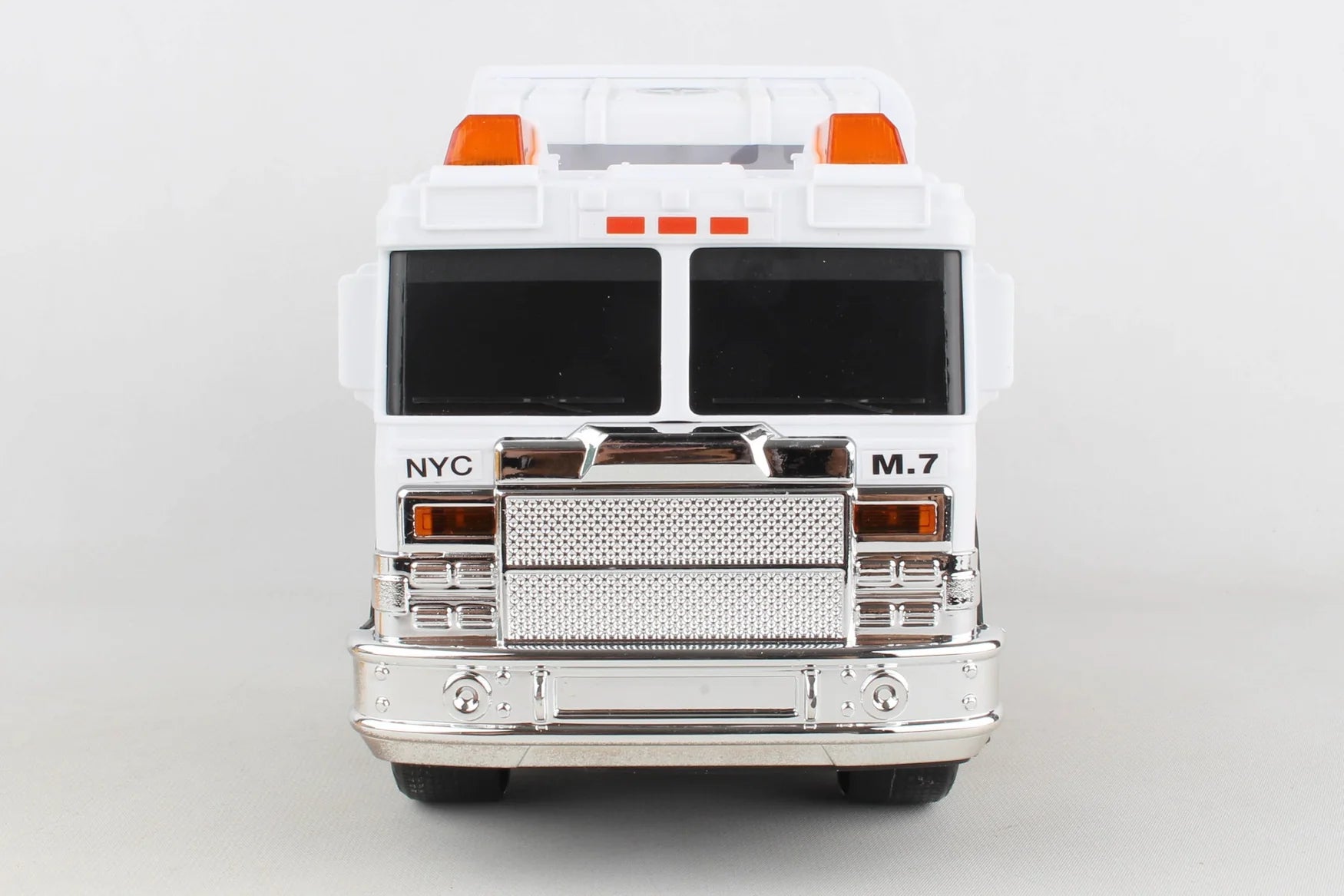 Daron NYC SANITATION GARBAGE TRUCK W/LIGHTS & SOUND