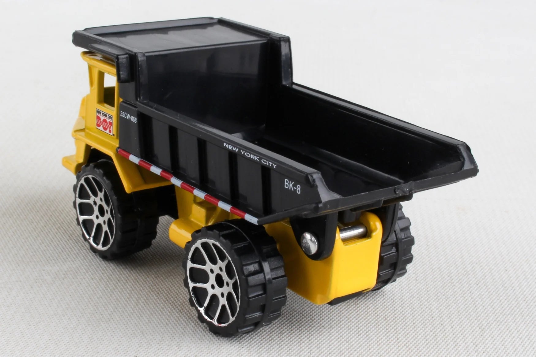 Daron NEW YORK CITY OFFICIAL 5 PC VEHICLE SET